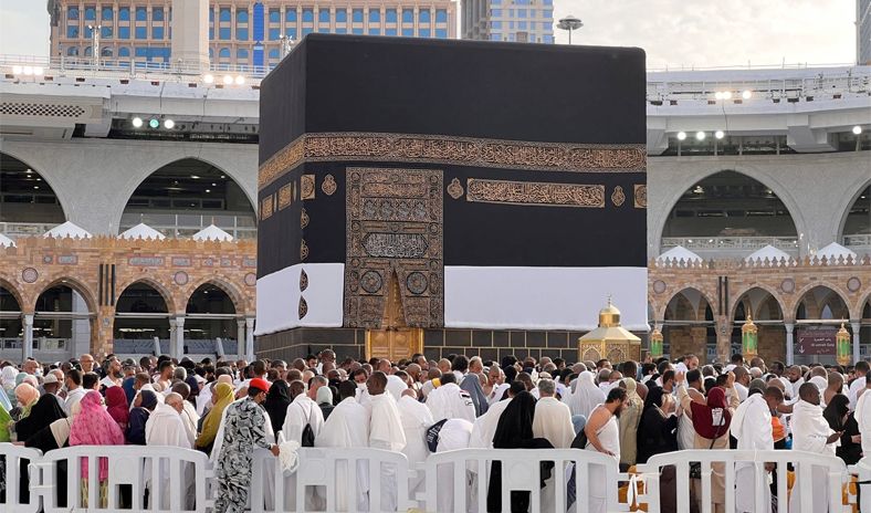 السعودية ترفع جاهزيتها استعدادا لموسم حج 1447 هـ: تأكيدا على التصاريح وتكامل الخدمات