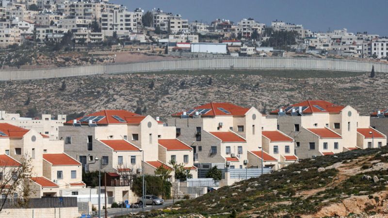 الكشف عن خطة لبناء 18 مستوطنة جديدة في الضفة الغربية