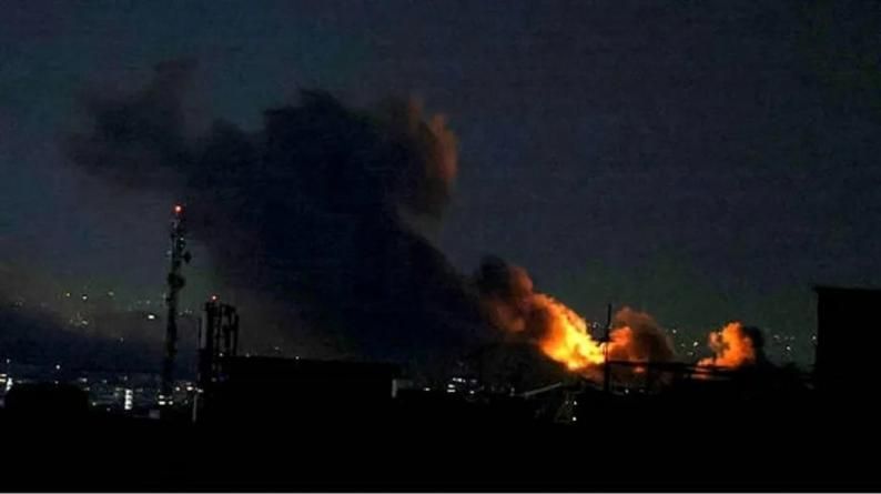 التلفزيون الإيراني: 4 شهداء في هجمات أميركية إسرائيلية قرب مضيق هرمز