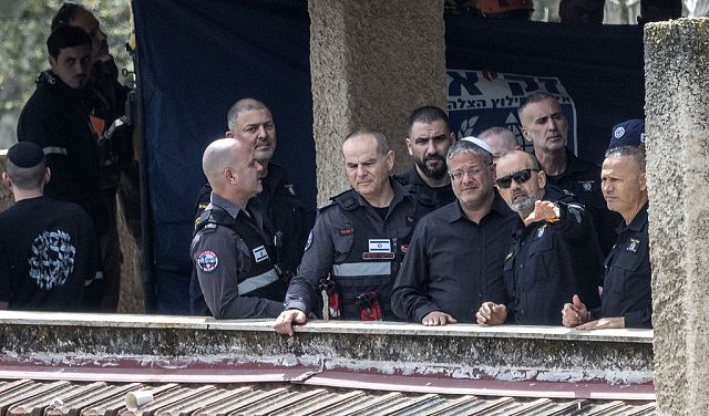 بن غفير يقتحم سخنين في جولة استعراضية وسط انتقادات الأهالي