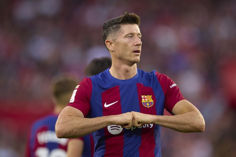 رسميا:ً ليفاندوفسكي يعلن رحيله عن برشلونة