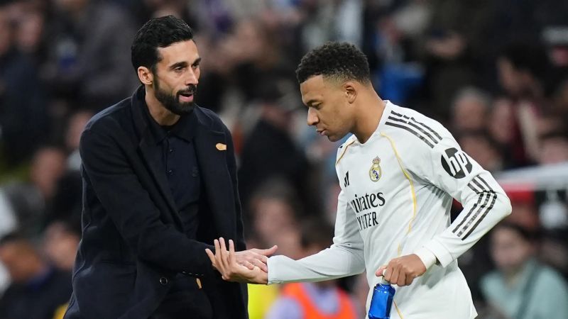 مبابي يفتح النار على مدربه أربيلوا والأخير يكذبه أمام الإعلام