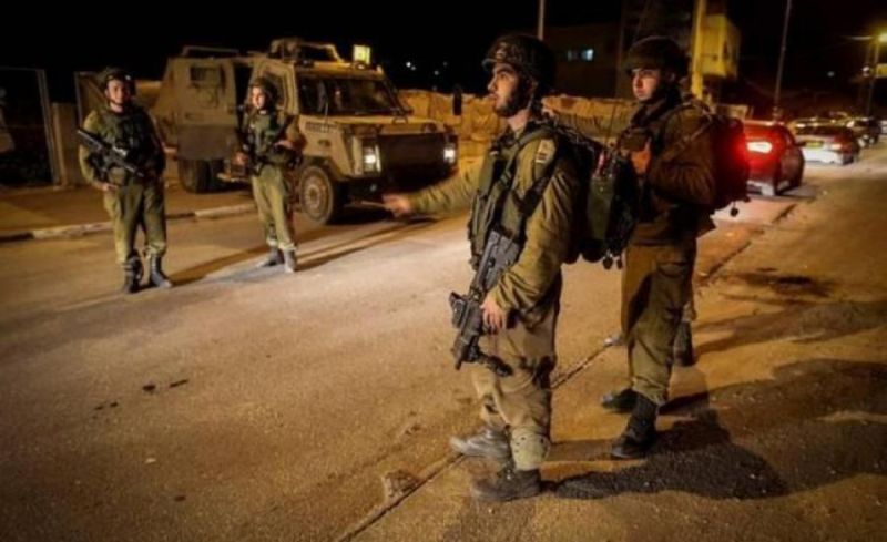 قوات الاحتلال تعتقل 4 شبان من قفين شمال طولكرم