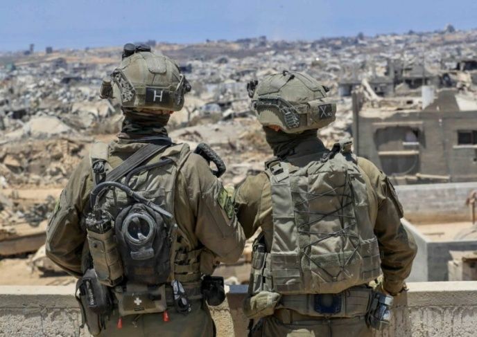 غزة: جيش الاحتلال يبدأ عملية محدودة شرق دير البلح وتقليص المساعدات الدولية