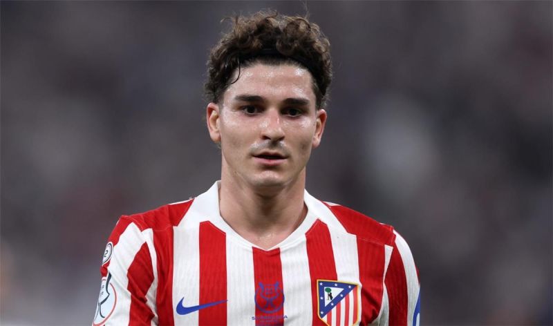 شرط تعجيزي من أتلتيكو مدريد لبيع ألفاريز لبرشلونة