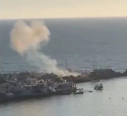 شهيد ومصابون بقصف للاحتلال غرب مدينة غزة