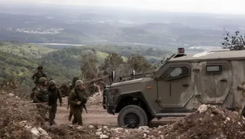 إسرائيل تبلغ لبنان ببدء الانسحاب المشروط من الجنوب.. وخلاف حول الشريط الأمني