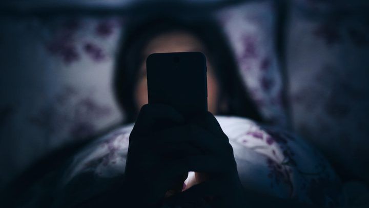 خبراء نوم: سبب ميل البعض للسهر وراثي أكثر مما يُعتقد!