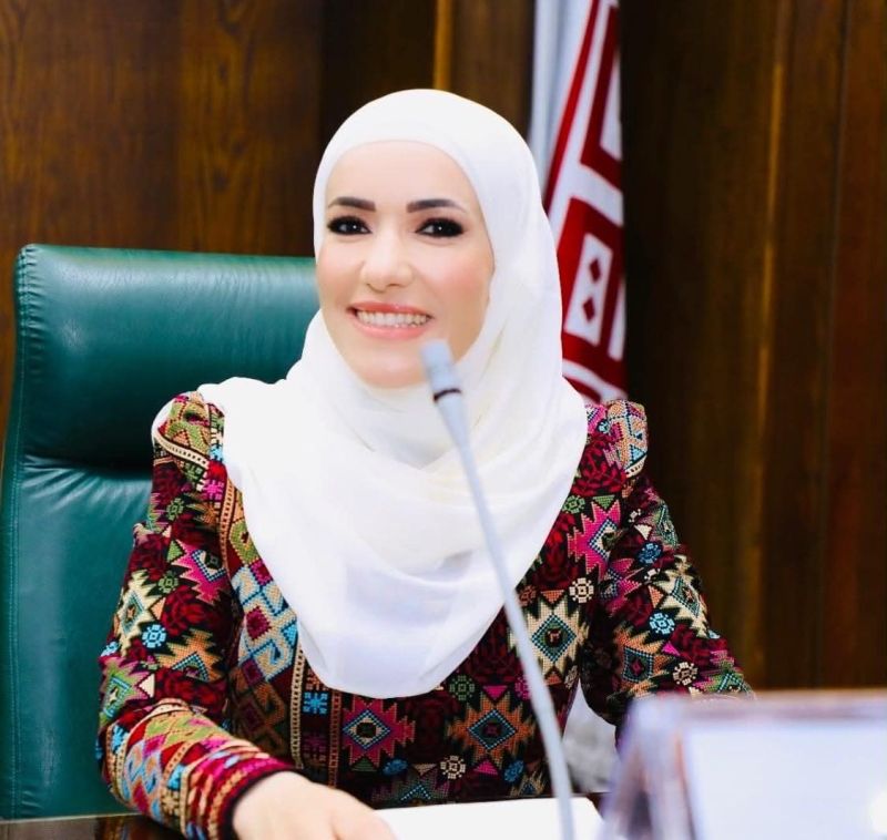حين يصبح الكرسي امتحاناً للضمير… والظلم ظلمات لا يبددها إلا العدل | بقلم : د. تهاني رفعت بشارات