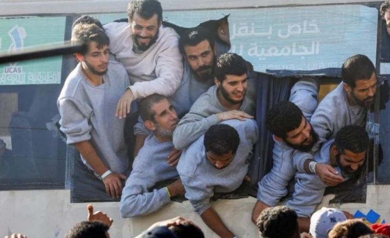 الصليب الأحمر: تسهيل نقل 9 معتقلين مفرج عنهم إلى مستشفى شهداء الأقصى والمطالبة بالسماح بزيارة جميع المعتقلين