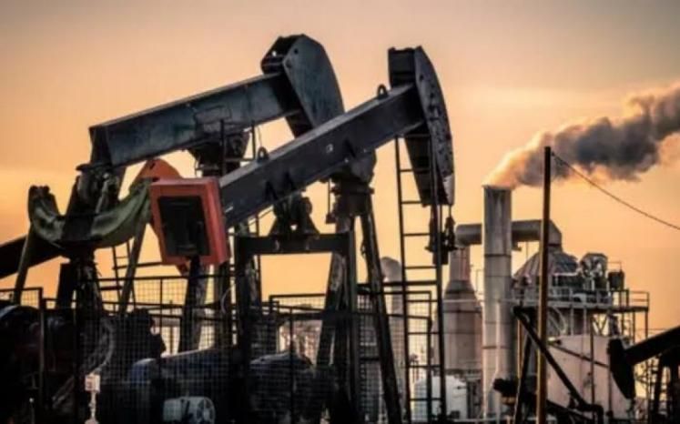 النفط يتجاوز 109 دولارات مع تصاعد اضطرابات الملاحة