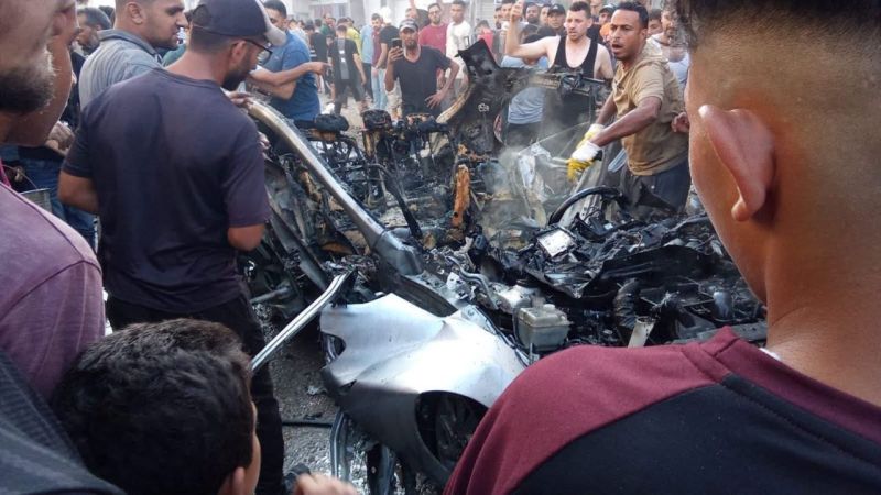 شهيدان أحدهما طفلة بقصف الاحتلال مركبة في حي النصر غرب غزة