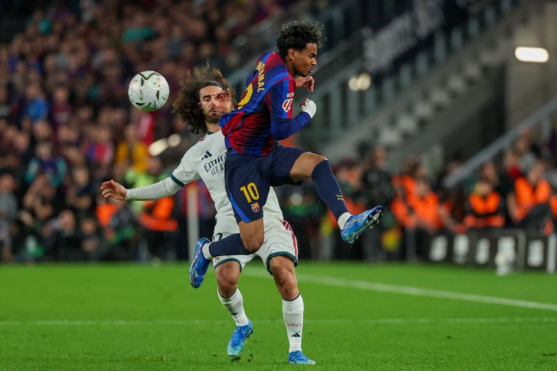 لماذا فشل يامال في الخروج من “جيب” كوكوريلا؟