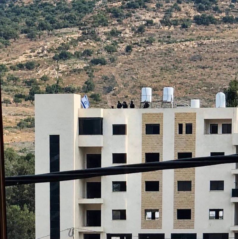 لليوم الرابع .. الاحتلال يواصل اقتحام قرية بورين ويحول منازل لثكنات عسكرية