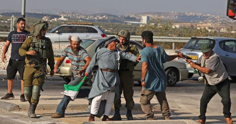 المستوطنون يصعّدون اعتداءاتهم في الضفة بحماية جيش الاحتلال