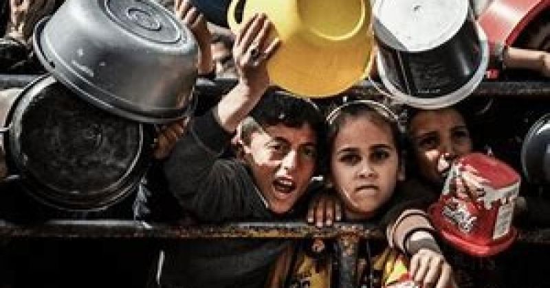 شحيبر: تراجع حاد في المساعدات الإنسانية لغزة والقطاع يواجه حالة تجويع حقيقية