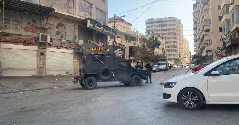 بالأسماء.. اعتقال أكثر 30 مواطنًا بينهم فتية ومحررون في حملة واسعة بالضفة والقدس