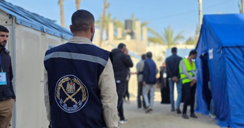 بالصور| الشرطة تؤمن انتخابات بلدية دير البلح وسط القطاع