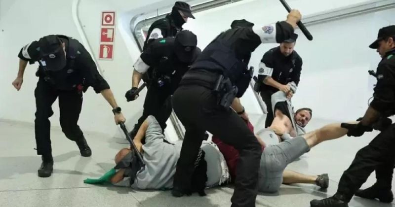"الأورومتوسطي" يطالب بالتحقيق في قمع مستقبلي "أسطول الصمود" بإسبانيا