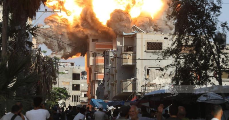 شهداء في قصف للاحتلال استهدف مركبة وشقة سكنية بمدينة غزة