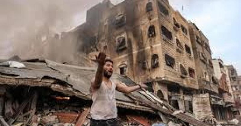 محدث: استشهاد طفل وإصابات بقصف الاحتلال في غزة