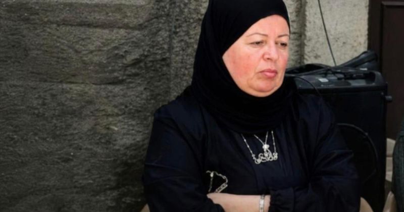 نسرين أبو غربية… أمٌّ تقف بين ثلاثة أبواب للسجن!