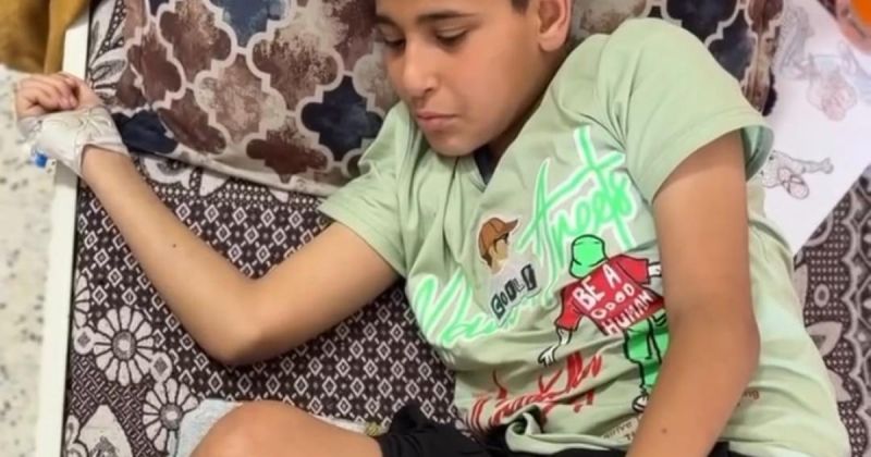 وليد أبو مصطفى.. طفل يطارد الألم وتطارده الكراسي المتحركة