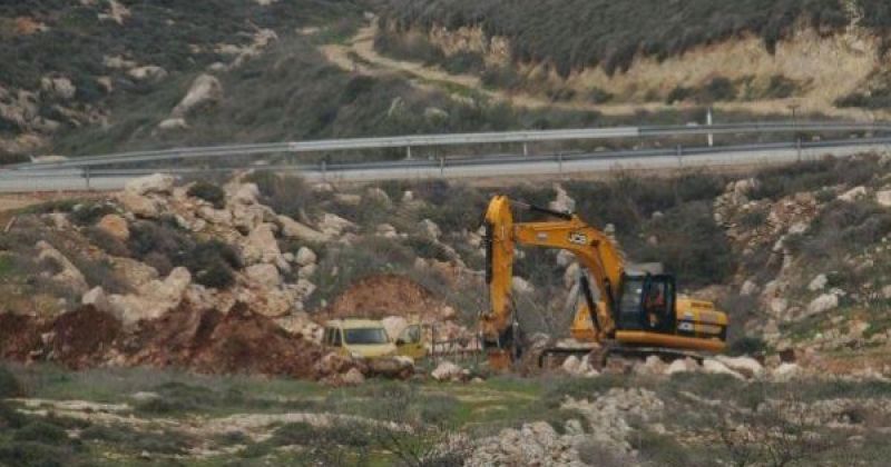 جرافات الاحتلال تدمر خطوط المياه الرئيسية جنوب طوباس