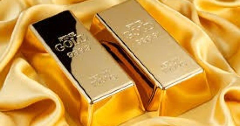 الذهب يتراجع إلى أدنى مستوياته في أكثر من ستة أشهر
