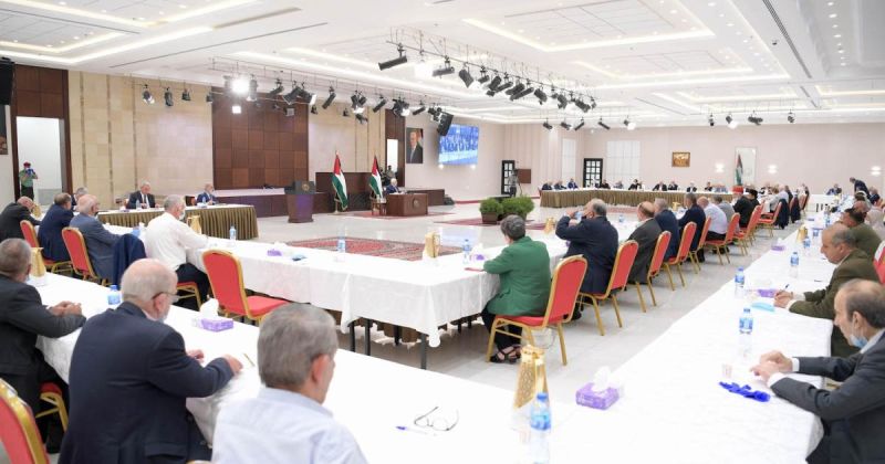 بين دعوات الفصائل ومماطلة عباس.. لقاء الأمناء ينتظر "الضوء الأخضر"