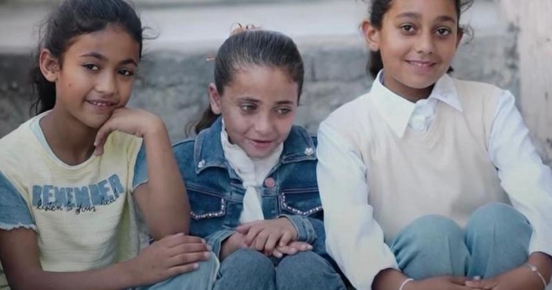 غزل ومنّة ومها .. ثلاث بنات خالات خرجن من تحت الركام وحدهن!