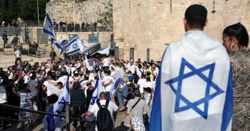 الاحتلال يصعّد لفرض واقع جديد في الأقصى خلال موسم "الأعياد"