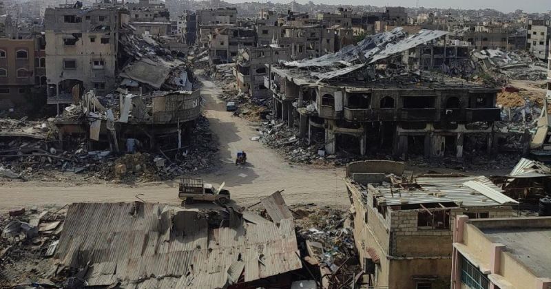 بلدية خان يونس: مليون طن من الركام أُزيلت من الشوارع