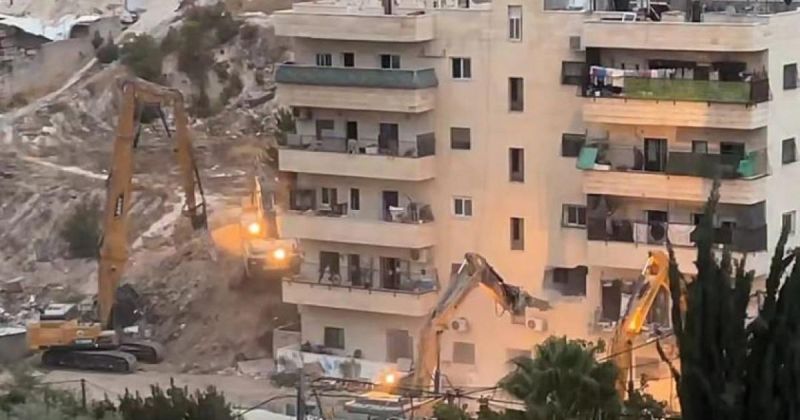 بن غفير يشرف على هدم بناية في الطور وتشريد 70 مقدسيًا