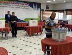الغرف التجارية في غزة تنفي وجود أي تواصل مع الجانب الإسرائيلي أو اعتماد قوائم تجار عبر “نظام المتاك"