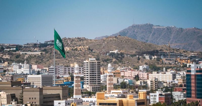 توسع الدعم الدولي للسعودية في مواجهة التهديدات الجوية وحدود التدخل العسكري