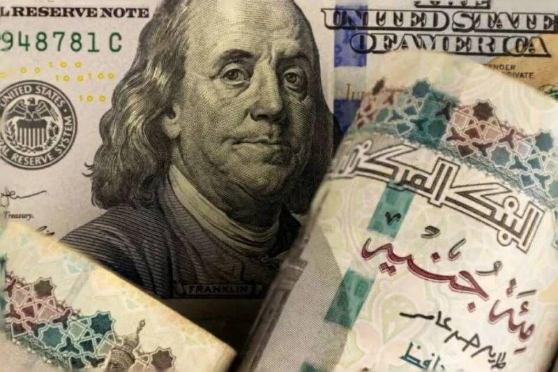 الجنيه المصري تحت وطأة الضغوط الإقليمية: توقعات باستمرار التذبذب أمام الدولار