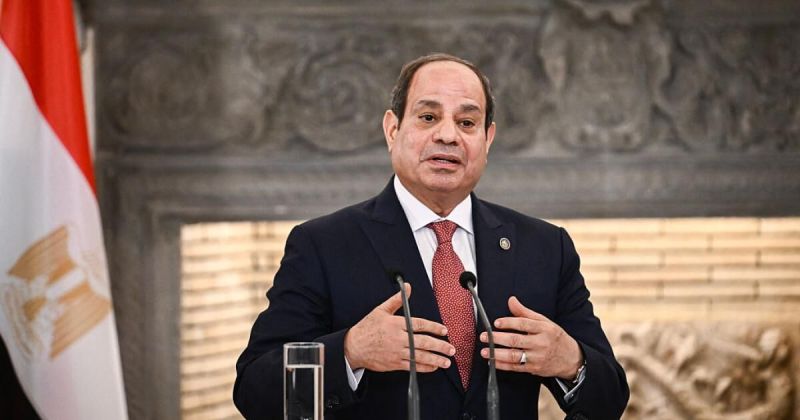السيسي يطلب تفويضاً برلمانياً عاجلاً للدفاع عن السعودية