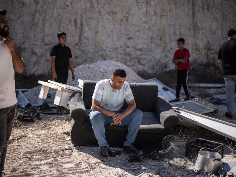 تصعيد واسع في الضفة: هدم مئات المنشآت وهجمات للمستوطنين تطال البشر والحجر