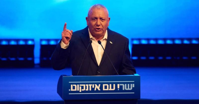 أيزنكوت يضع أربعة شروط للانضمام إلى الائتلاف الحكومي المقبل
