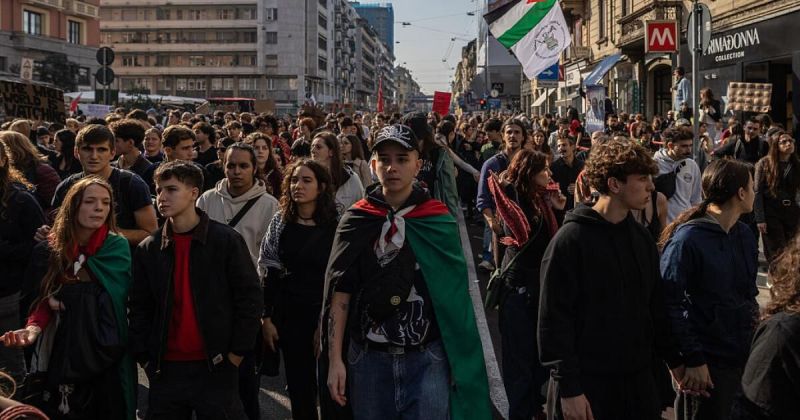 إضراب عام واحتجاجات واسعة تجتاح المدن الإيطالية تنديداً بسياسات حكومة ميلوني ودعماً لفلسطين