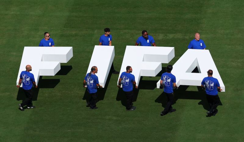 الاتحاد الدولي للملاكمة ينهي حظر الرياضيين الروس ويسمح برفع علم بلادهم