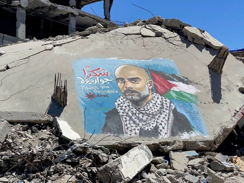 غوارديولا في رسالة عبر «الأونروا»: التضامن مع فلسطين لا يمكن أن يتوقف