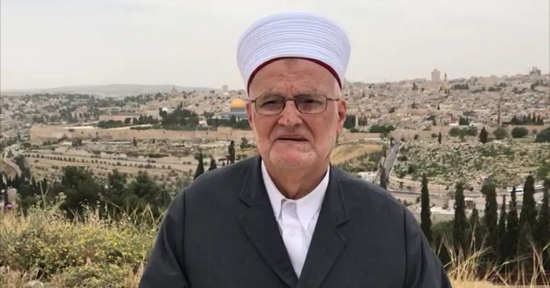 الشيخ عكرمة صبري يحذر من سياسة الاحتلال لتكميم أفواه خطباء المسجد الأقصى