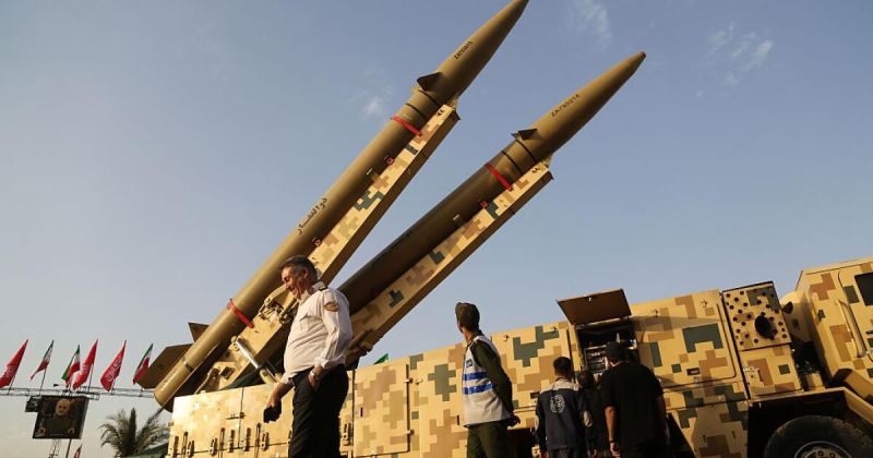 إيران تربط إعادة فتح مضيق هرمز بالتزام واشنطن برفع العقوبات
