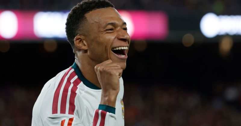 مبابي بعد حسم الكلاسيكو: الانتصار على برشلونة أهم من وصولي للهدف رقم 100