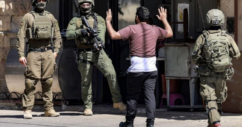 إصابات واعتقالات في سلسلة اعتداءات للاحتلال ومستوطنيه بالضفة الغربية