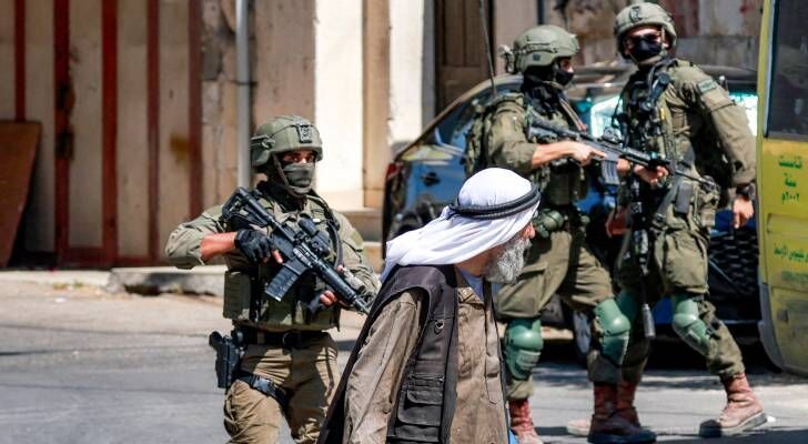 تصاعد اعتداءات المستوطنين في القدس وحملة مداهمات واسعة تطال محافظات الضفة