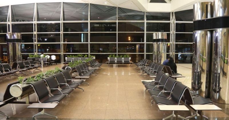 تصعيد عسكري في الرياض: حريق بمطار الملك خالد واعتراض صاروخ كروز