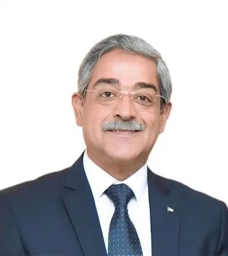 لقمة العيش تُدفع بالدم